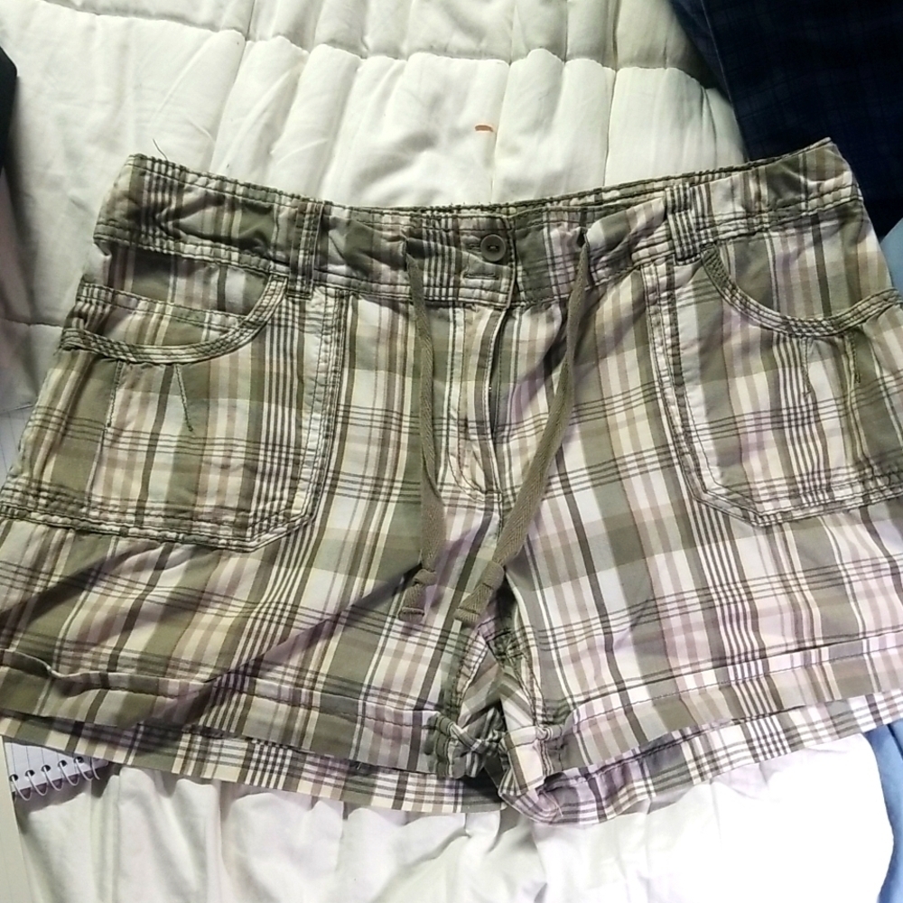 Reitmans  plaid shorts